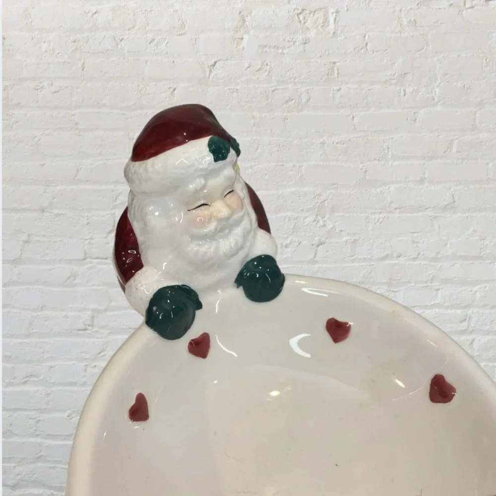 VINTAGE SERVEWARE -- Christmas Chip & Dip/Cheese Ball/Snack Bowl, Santa, Frosty